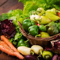 Spring Nutrition Tips to Relieve Allergies: Foods to Avoid and Include