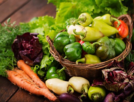 Spring Nutrition Tips to Relieve Allergies: Foods to Avoid and Include